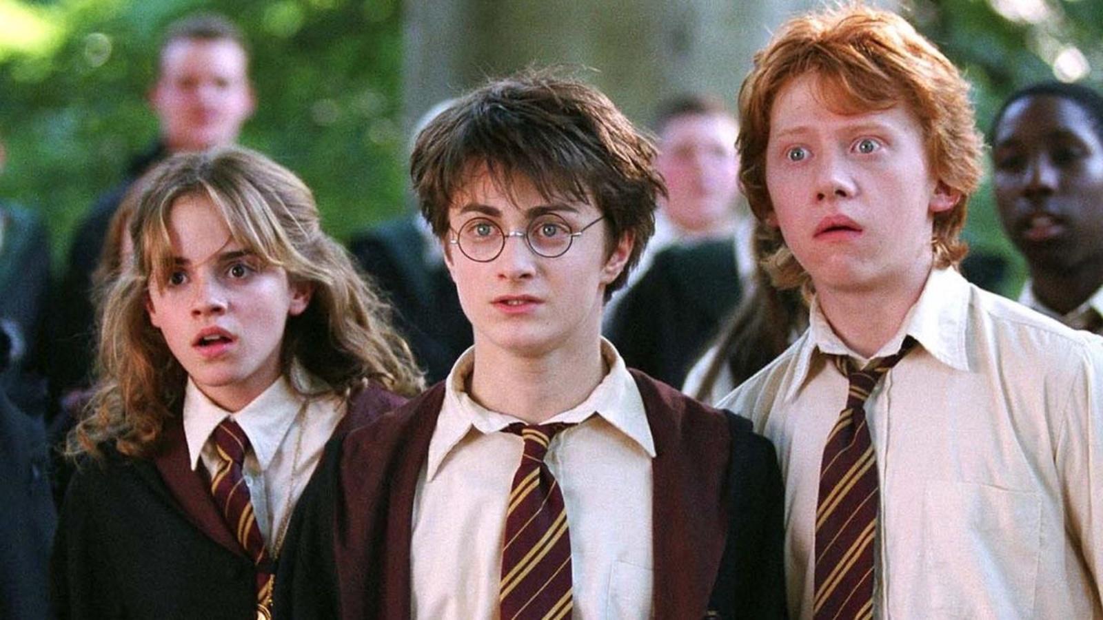 Hermione, Harry and Ron in Harry Potter in Prisoner of Azkaban movie.