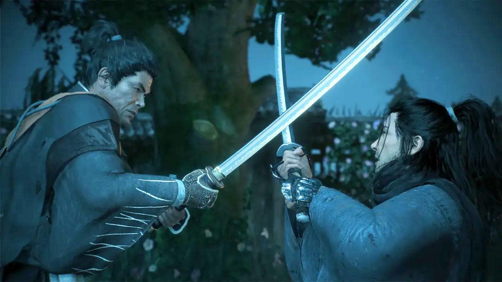 Two samurai fighting