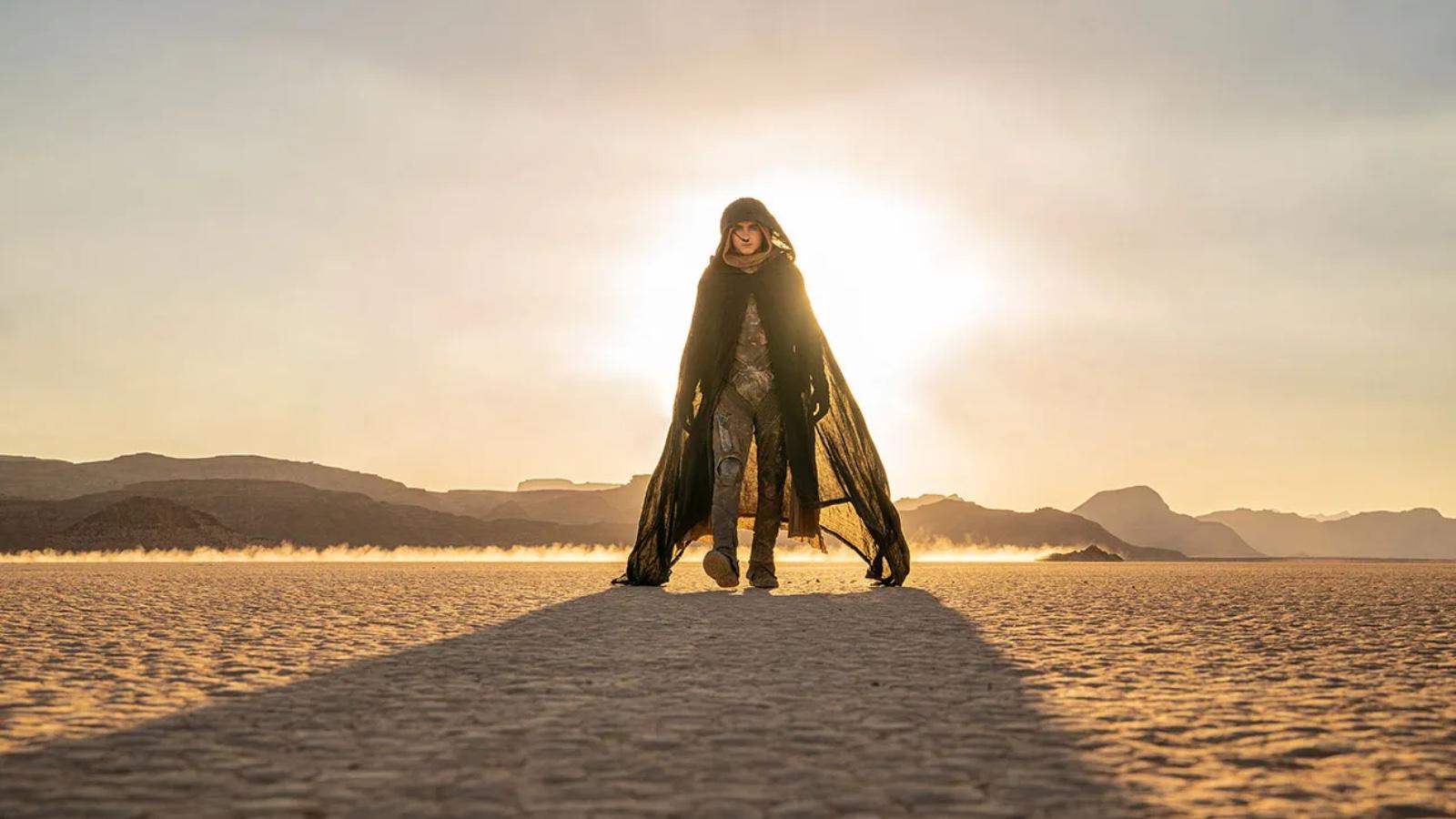 Paul Atreides in the desert in Dune 2