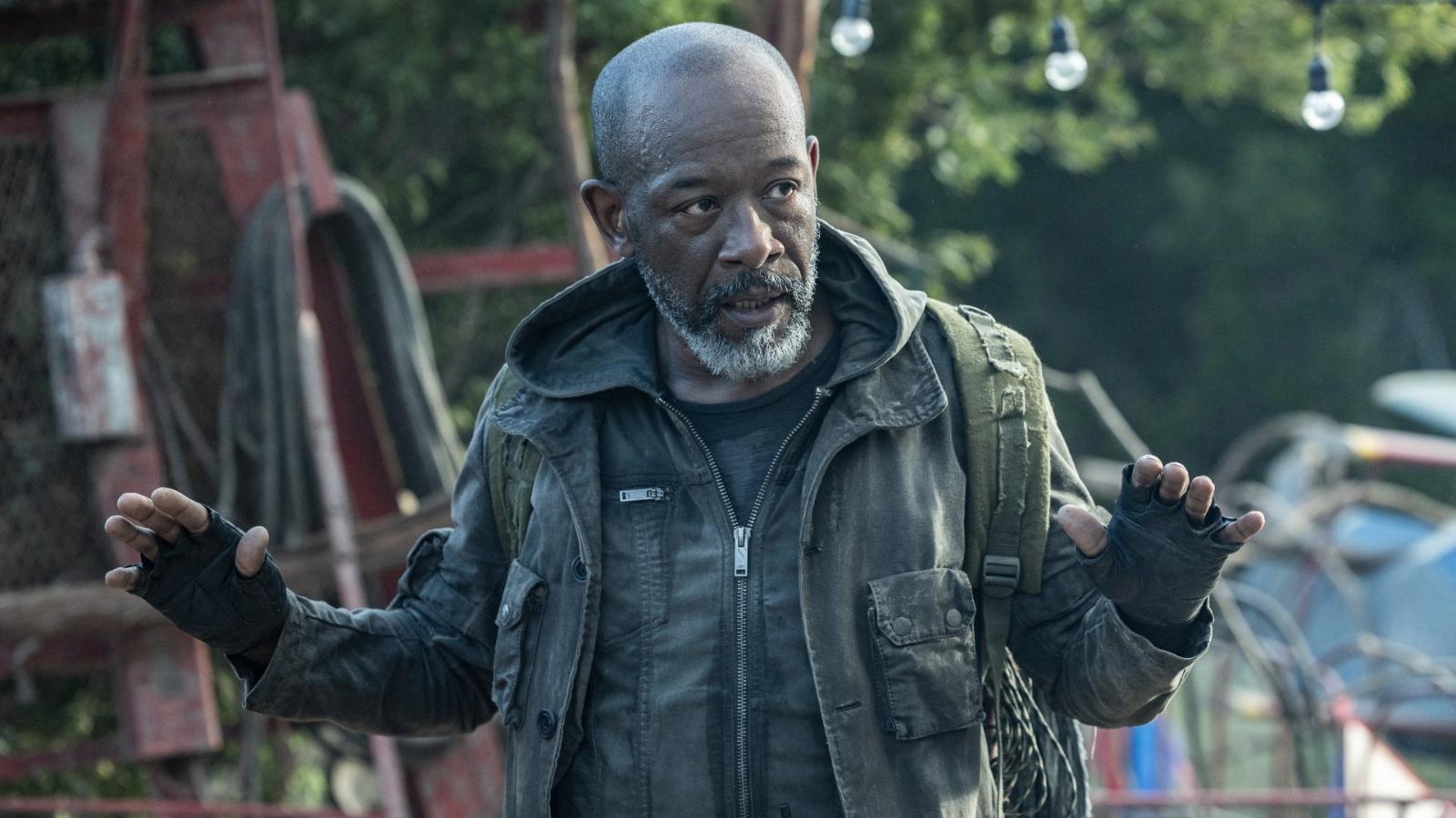 Lennie James as Morgan in Fear the Walking Dead, holding his hands up in surrender