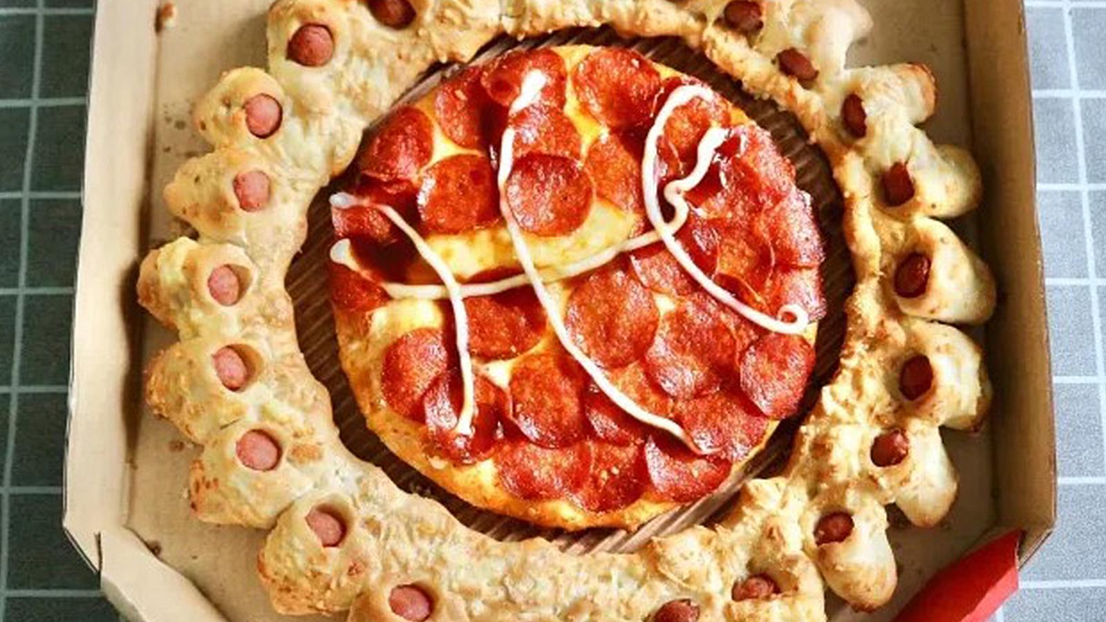 pizza-hut-edible-basketball-hoop-catch