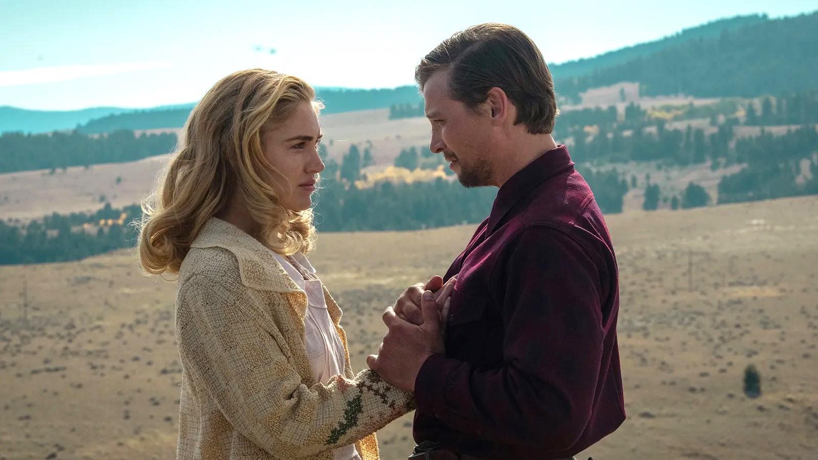 Darren Mann and Michelle Randolph as Jack and Liz in Yellowstone 1923