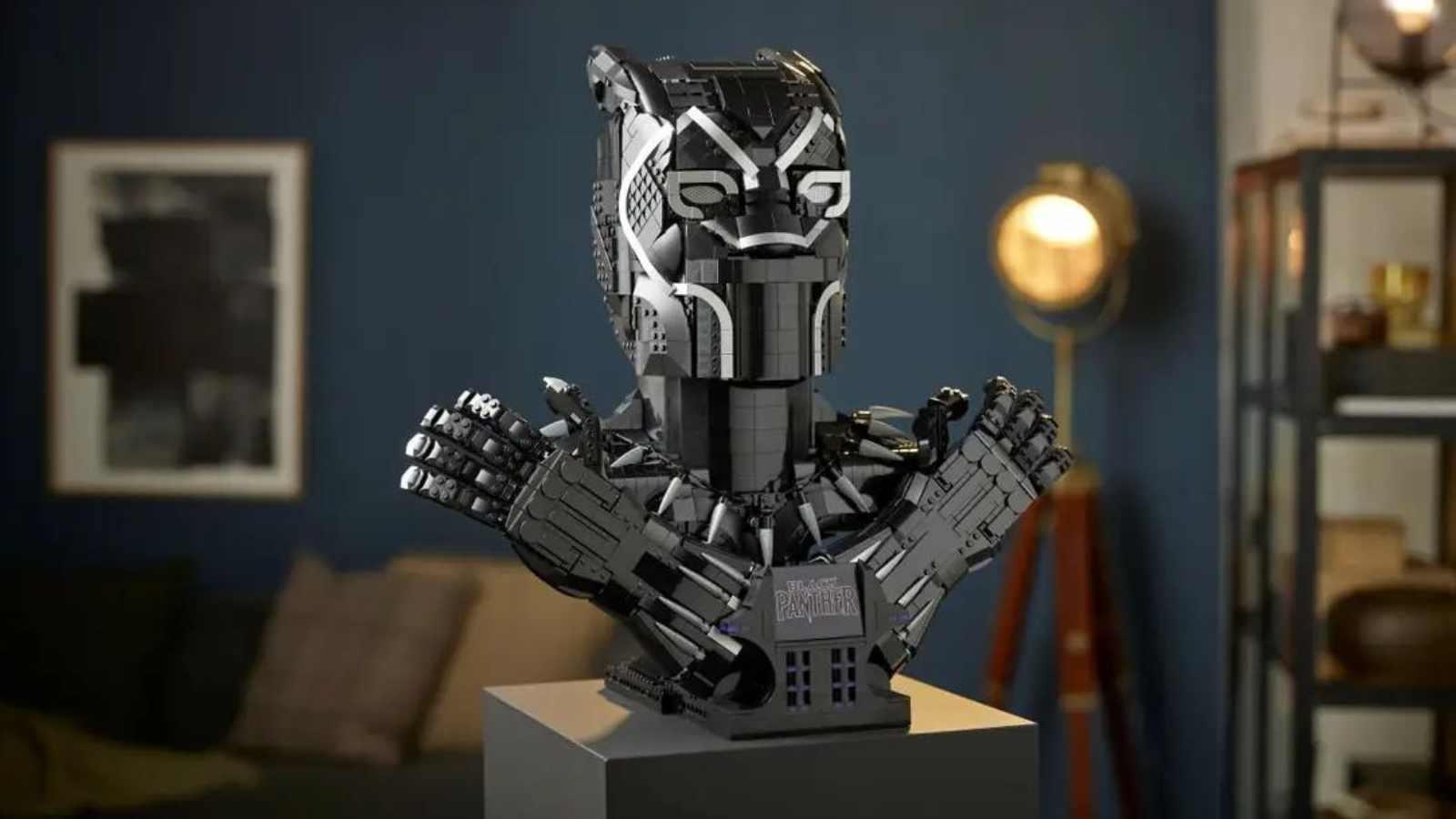 The LEGO Marvel Black Panther on display