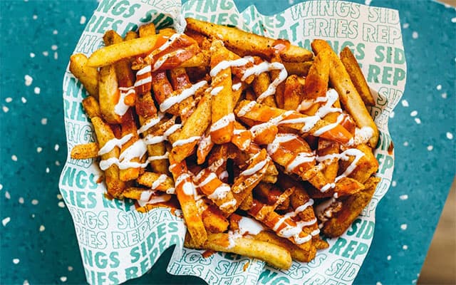 A photo of winsgtop fries