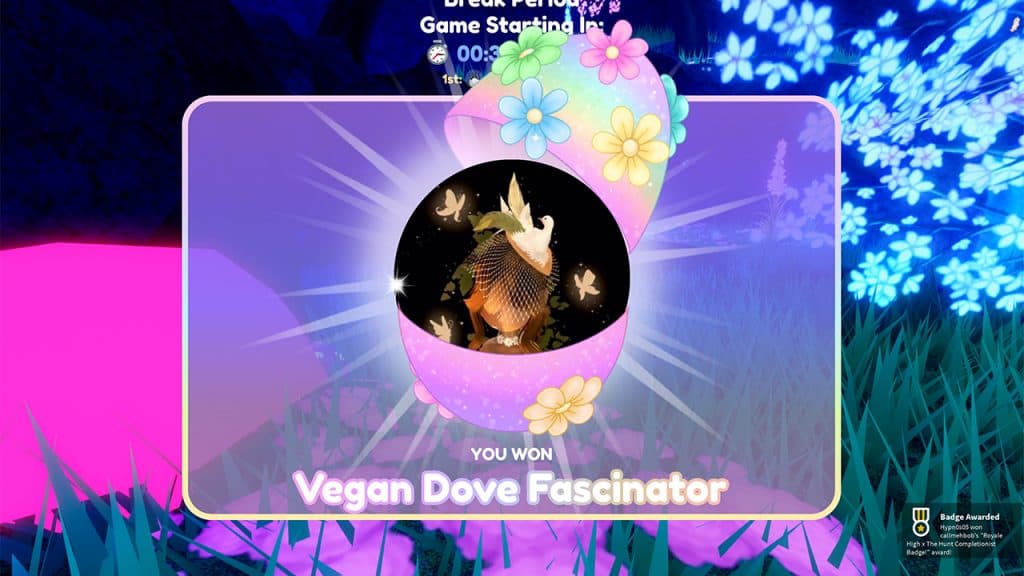Free Vegan Dove Fascinator accessory for completing Royale High The Hunt event