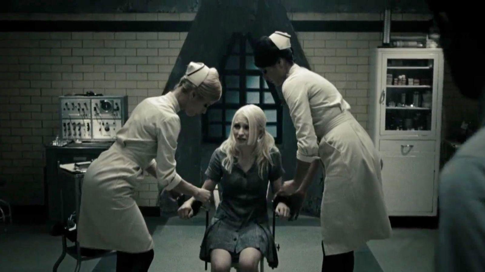Emily Browning as Babydoll in Sucker Punch.
