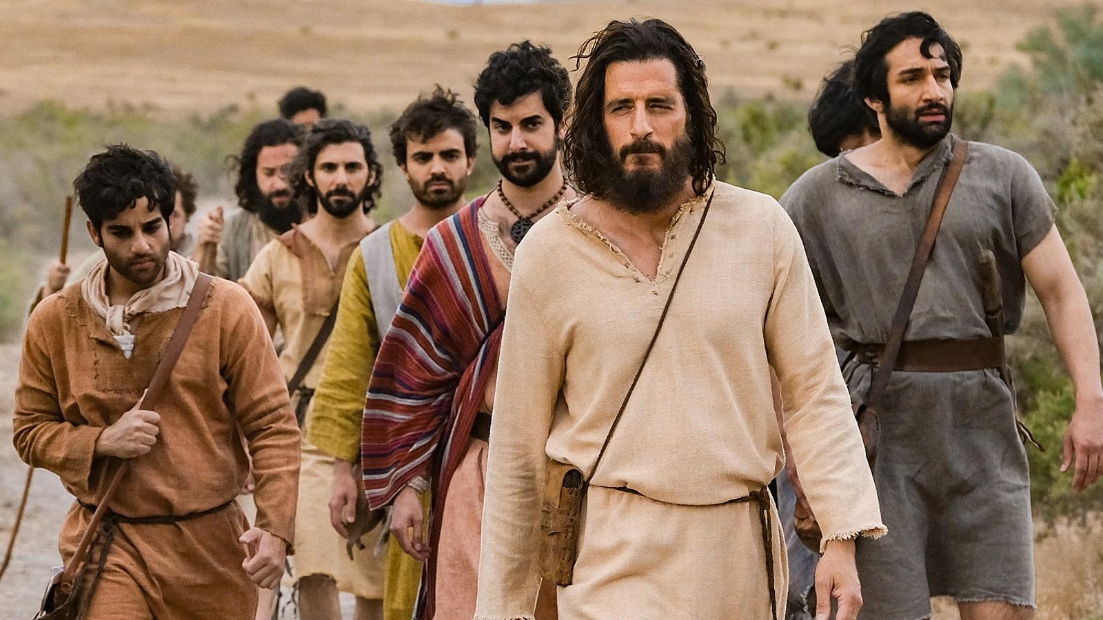 Jesus and other characters in The Chosen cast