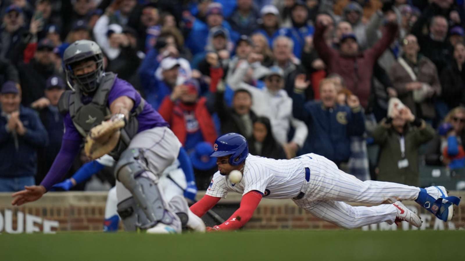 The Rockies defense allows embarrassing “little league” inside-the-park home run vs. Cubs