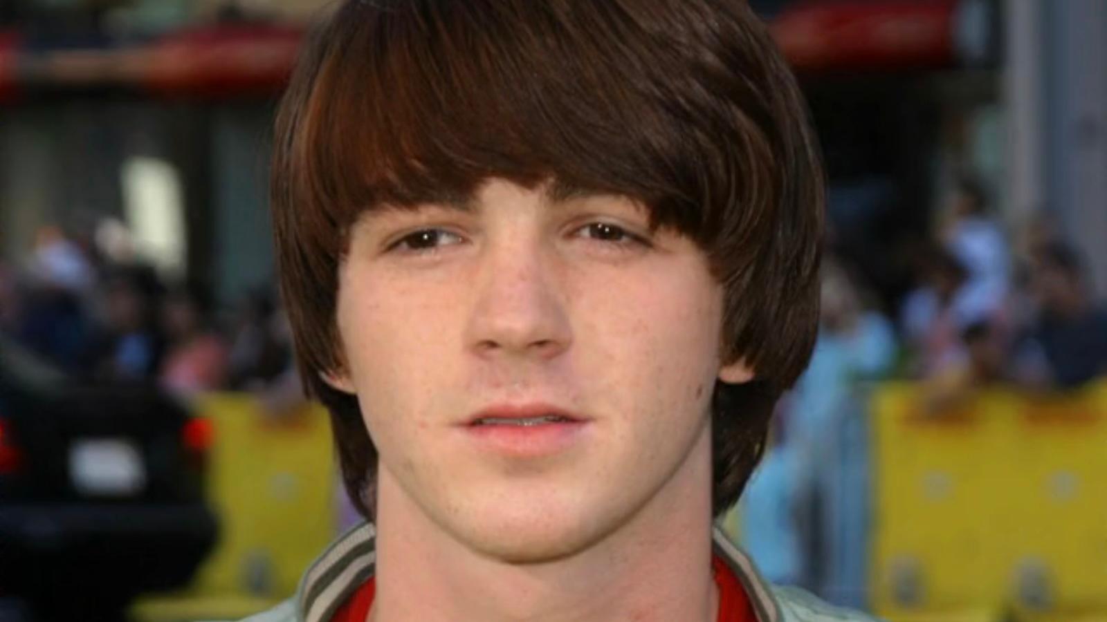 Photo of Drake Bell shown in Quiet on Set