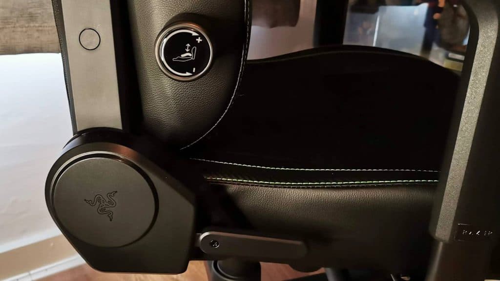 Photo of the Razer Iskur V2 gaming chair.