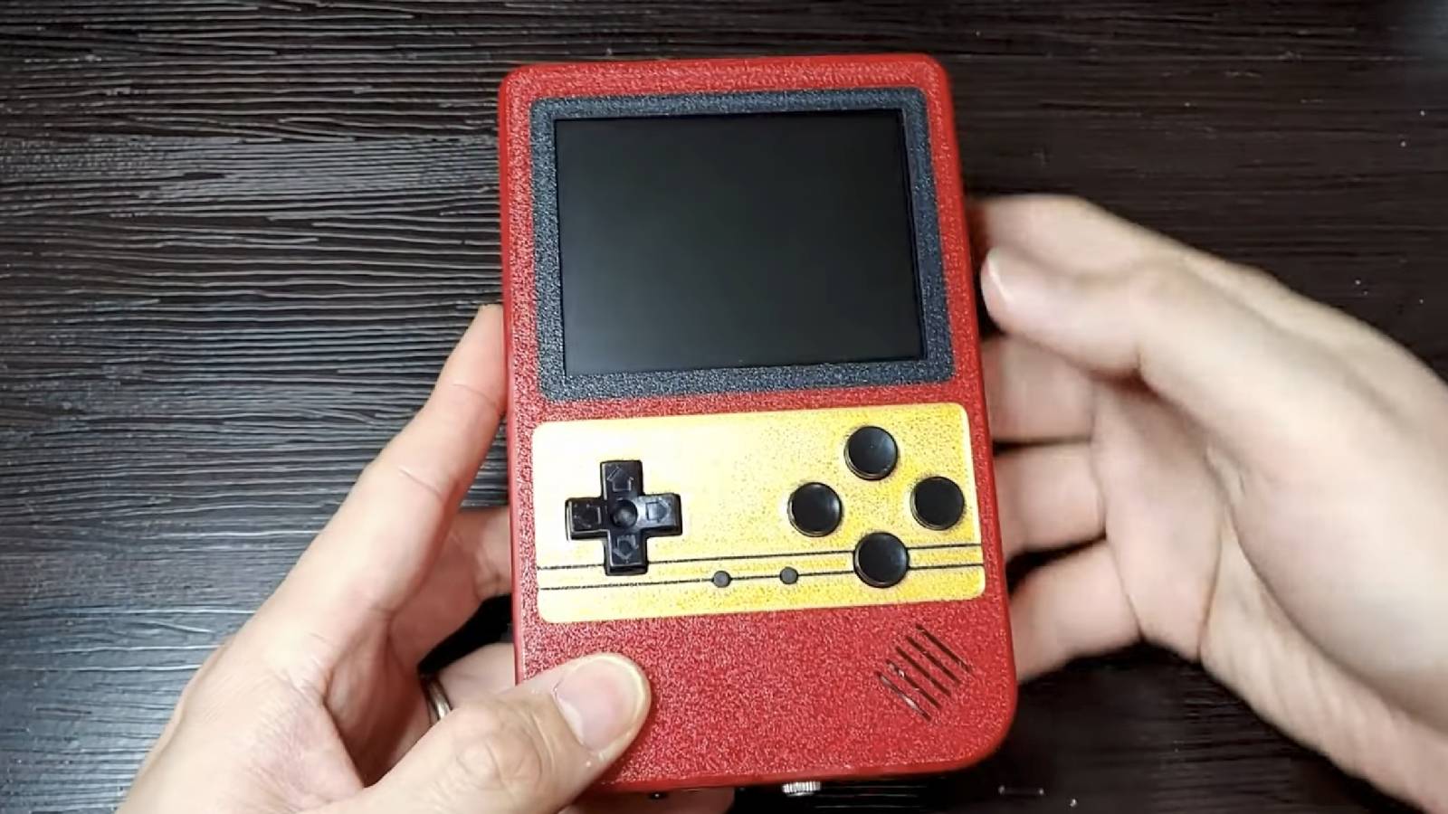 Japanese modder created portable Famicom
