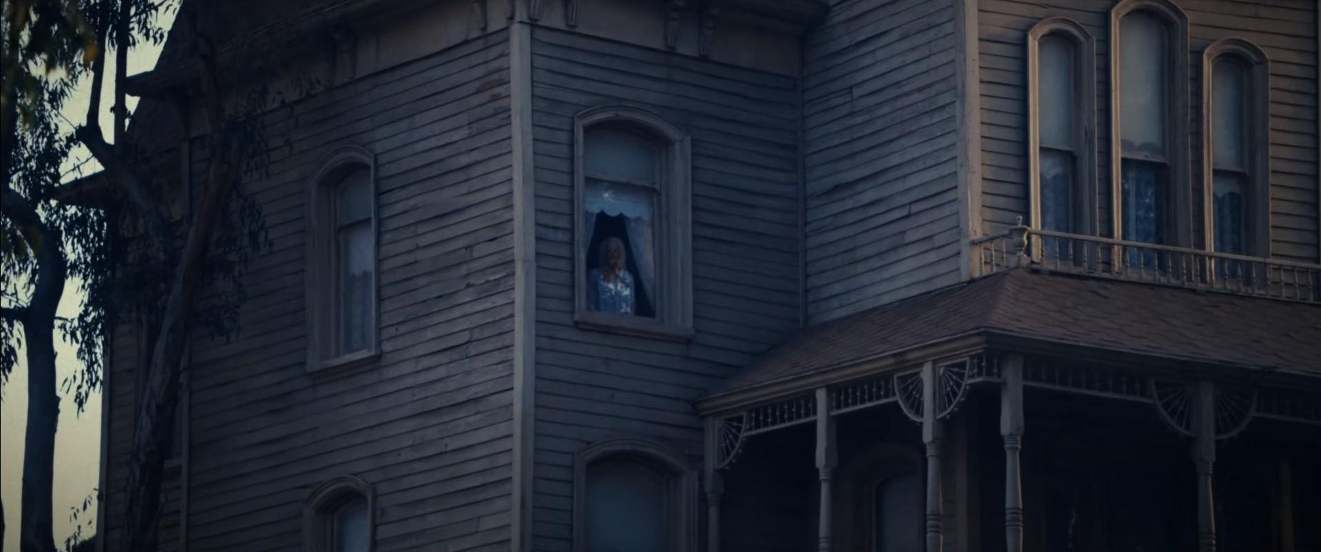 The Psycho house in the MaXXXine trailer.