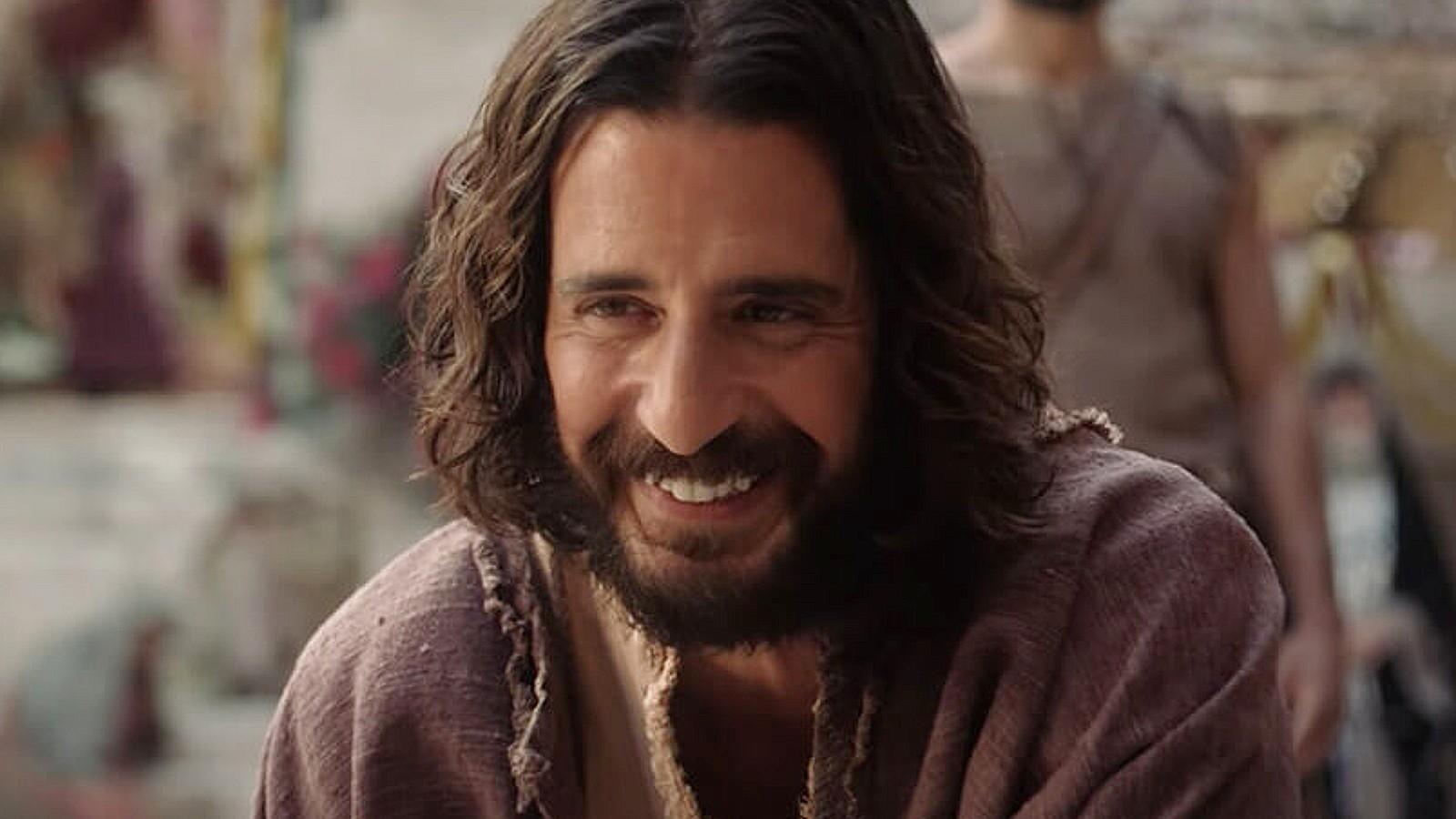 Jonathan Roumie as Jesus in The Chosen Season 4