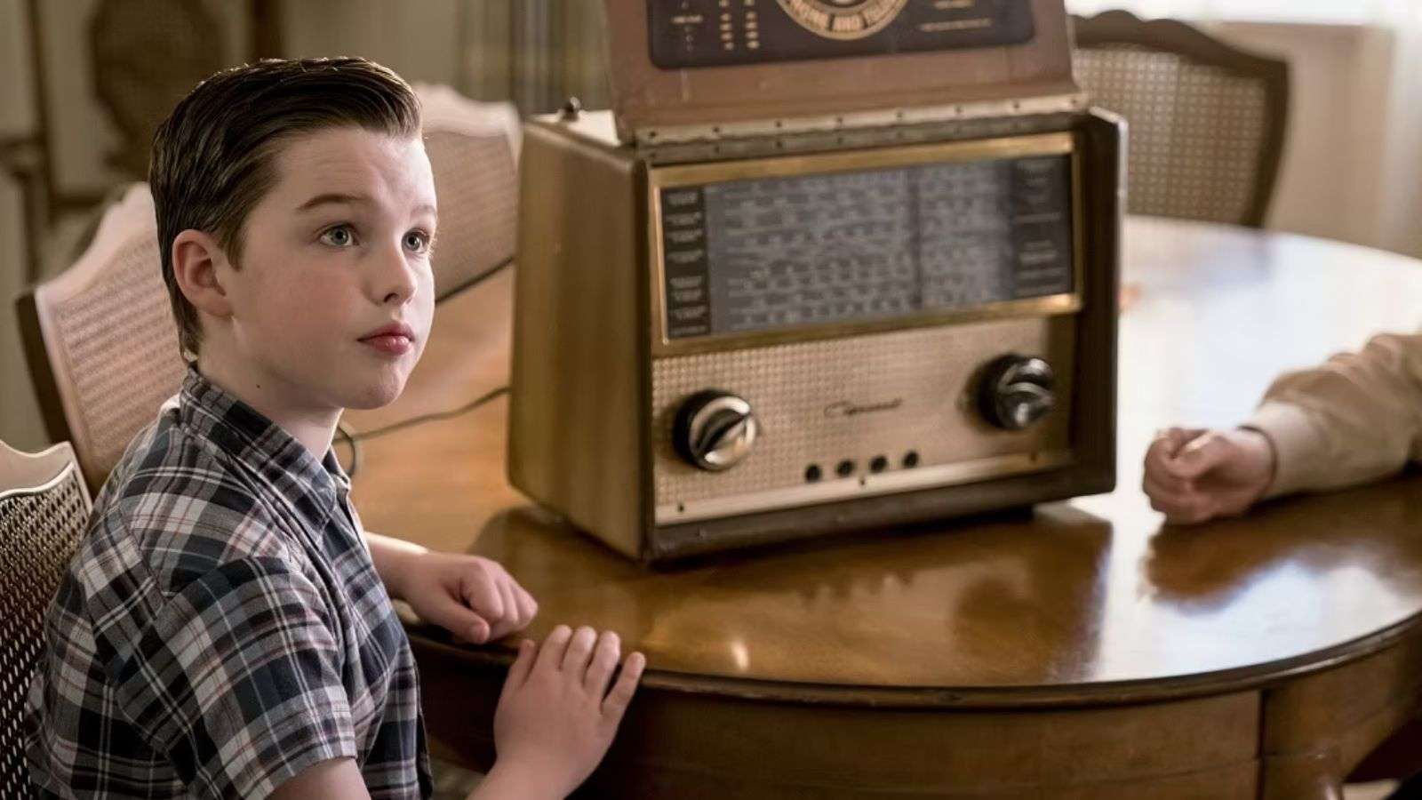 A still from the Young Sheldon Season 2 finale