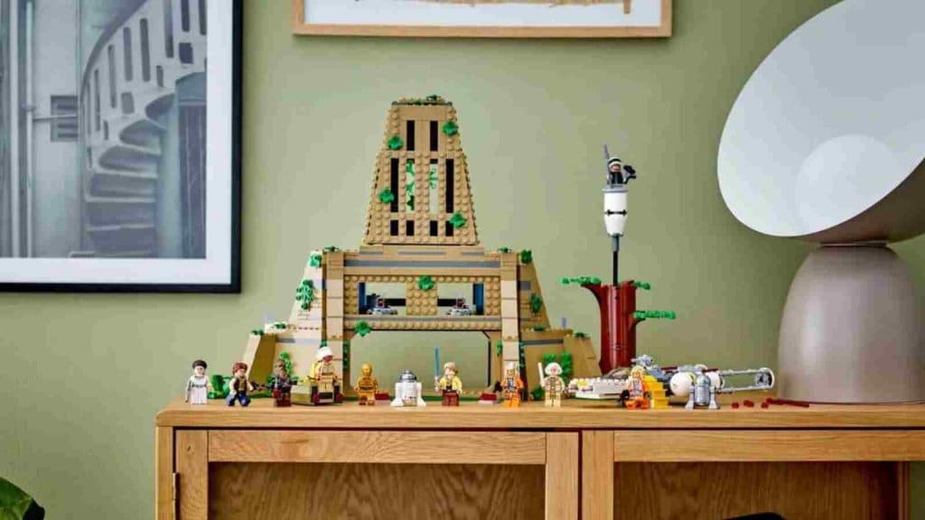 The retiring LEGO Star Wars Yavin 4 Rebel Base on display