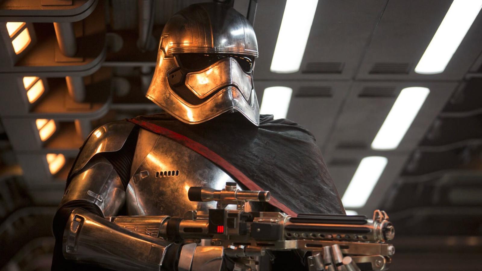 Captain Phasma in Star Wars The Force Awakens.