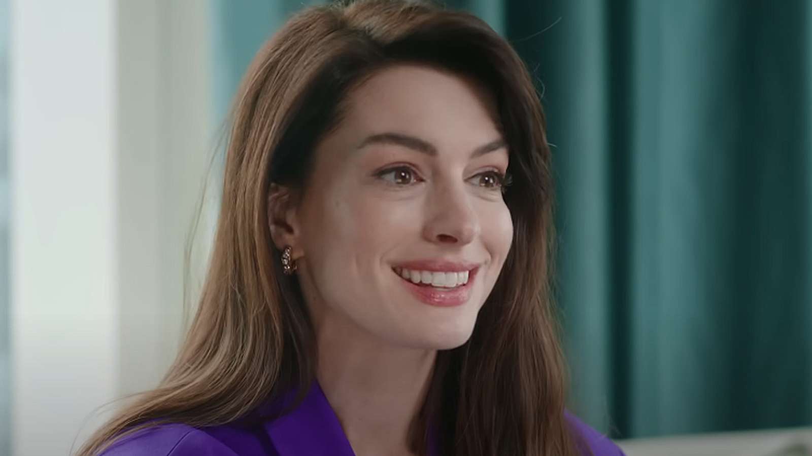 anne-hathaway-joins-tiktok-obsessed