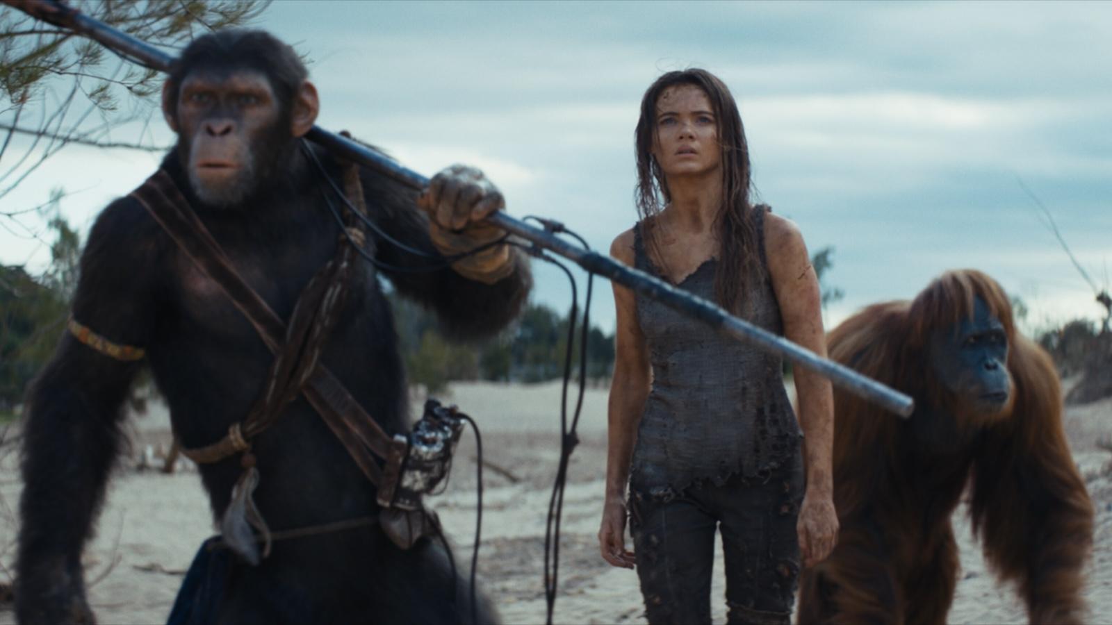Noa, Mae, and Raka in Kingdom of the Planet of the Apes