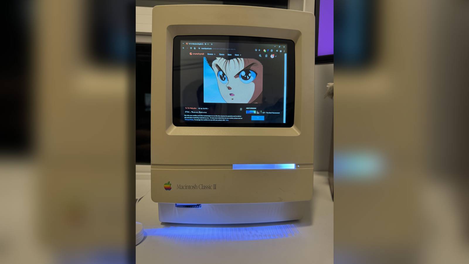 Modern PC in a Mac Classic shell